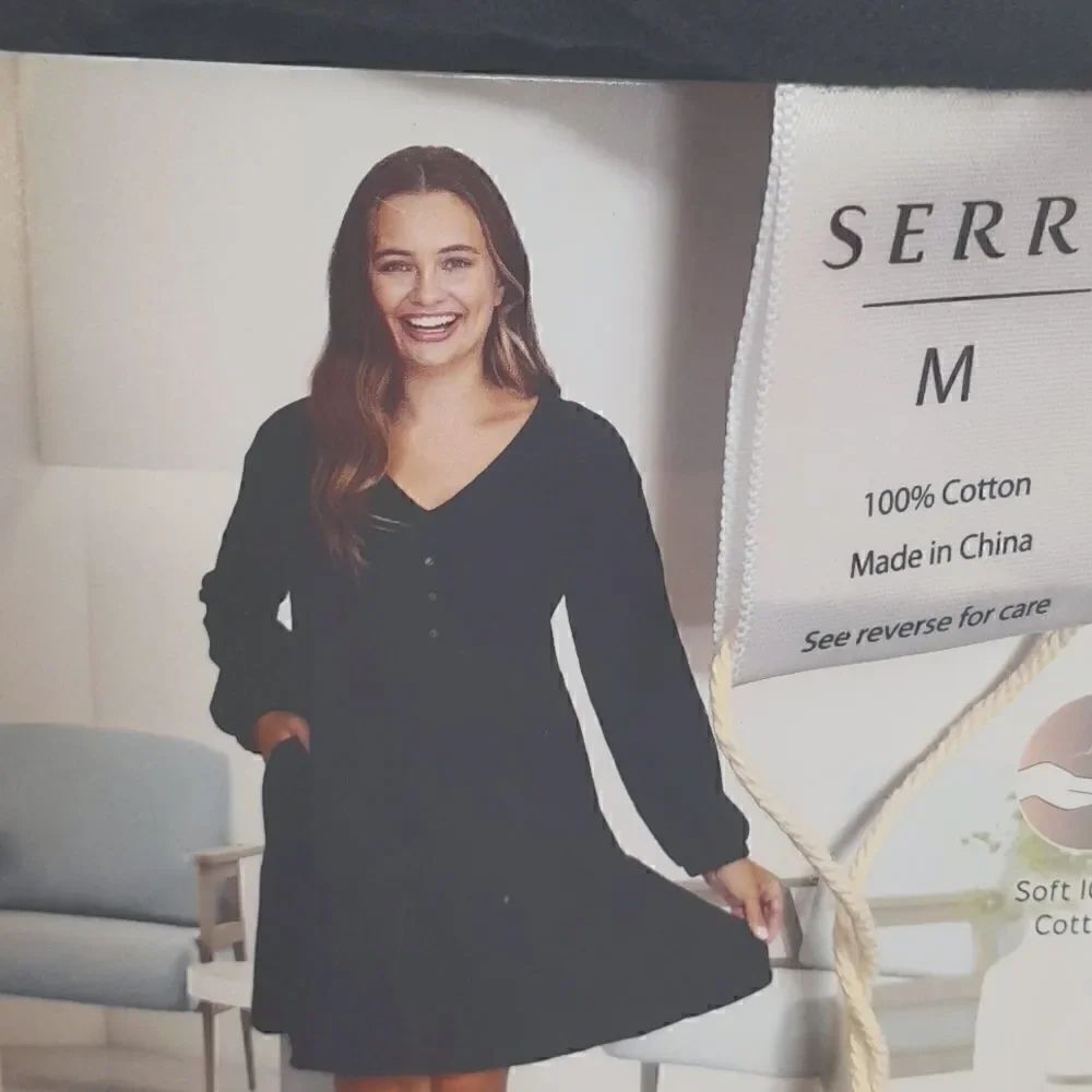 Serra Lightspun Dress...Size M...New... 